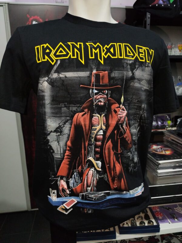 Camiseta Oficial Iron Maiden - Stranger In A Strange Land (Frente e Costas)