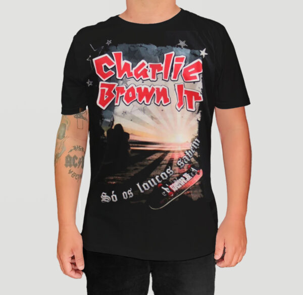 Camiseta Oficial - Charlie Brown Jr - Só os Loucos Sabem - Frente e Costas