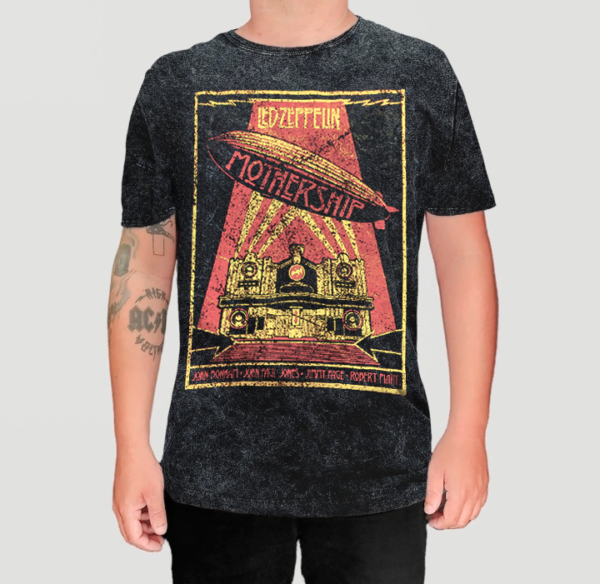 Camiseta Estonada Led Zeppelin - Mothership - Bomber