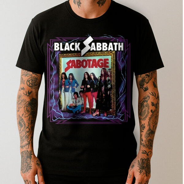 Camiseta Oficial Black Sabbath - Sabotage - Stamp