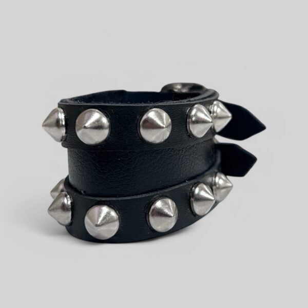 Kit Spikes Punk Gótico Rock Pulseiras + Brinco - Imagem 2