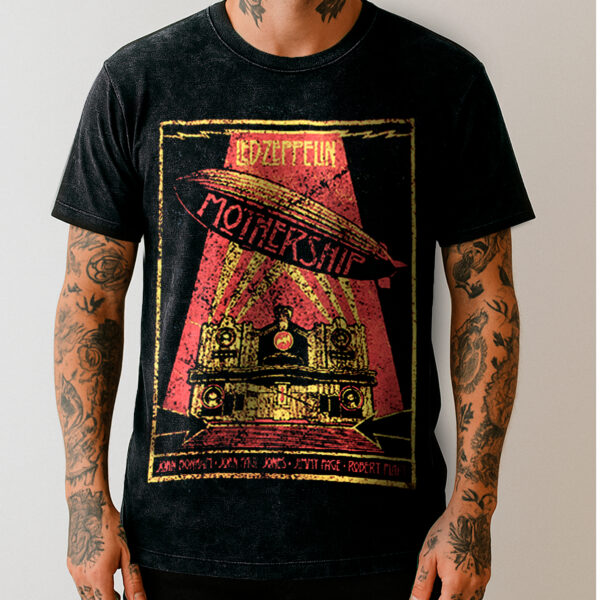 Camiseta Estonada Led Zeppelin - Mothership - Bomber